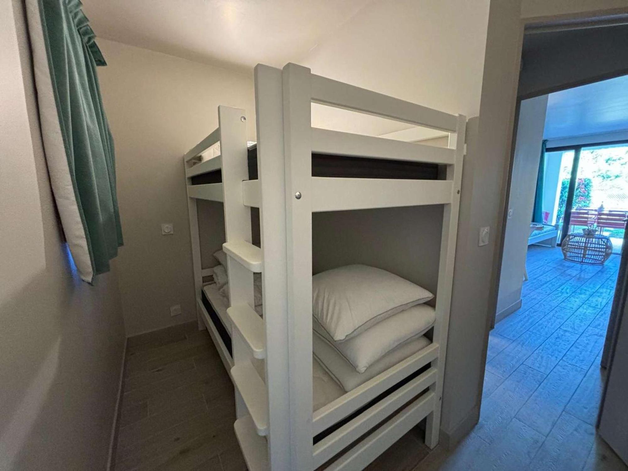 5 Pers, Piscine, Parking - La Bocca - Fr-1-609-100 Apartment *
