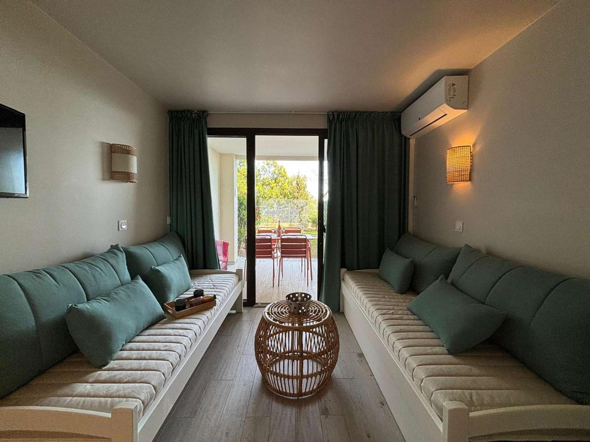 5 Pers, Piscine, Parking - La Bocca - Fr-1-609-100 * Cannes