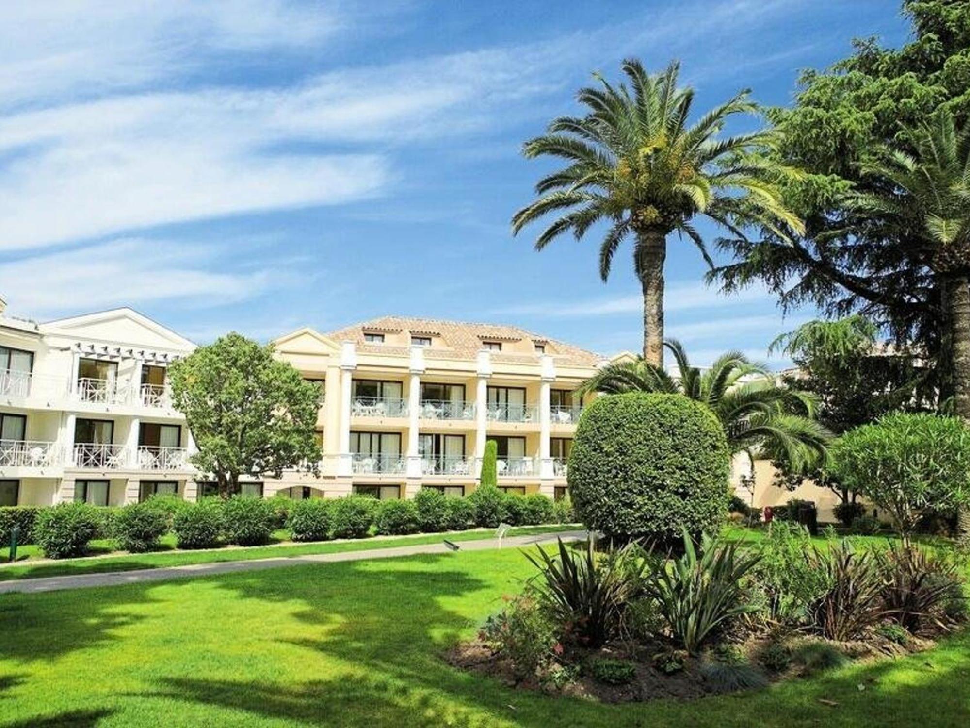 Apartment 5 Pers, Piscine, Parking - La Bocca - Fr-1-609-100 *